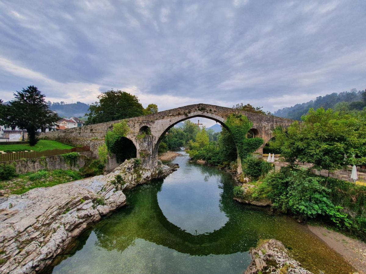 La Estancia De Cangas - Amplio Piso Con Garaje Onís Exteriér fotografie