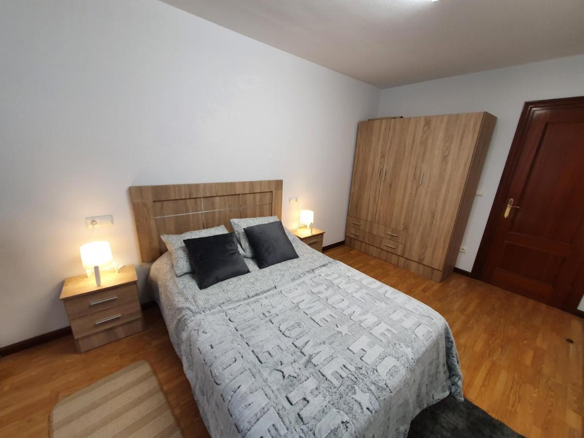 La Estancia De Cangas - Amplio Piso Con Garaje Onís Exteriér fotografie